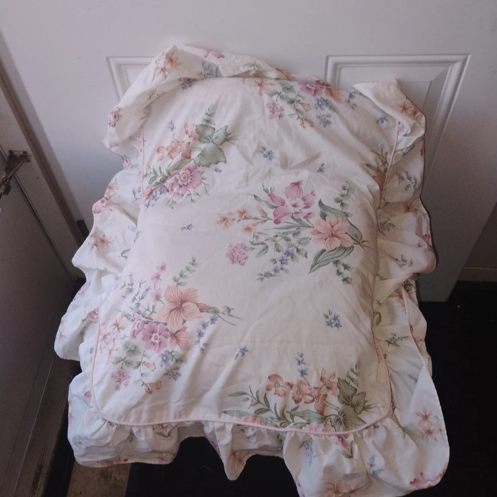 Floral Ruffled Pillowcases